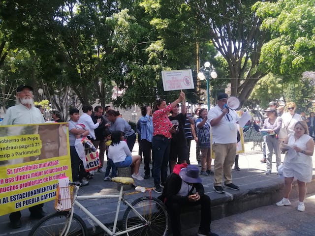 Capitalinos en caravana dicen no al cobro de “estacionamiento rotativo”