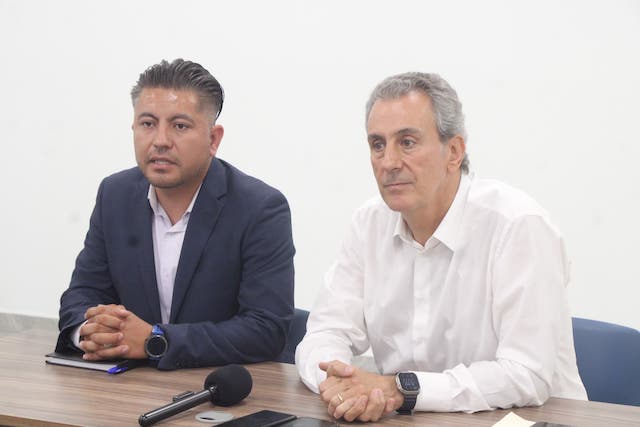 Pepe Chedraui, dice que estableció mesa de diálogo con policías para atender salarios, horario laboral y equipamiento que demandan.