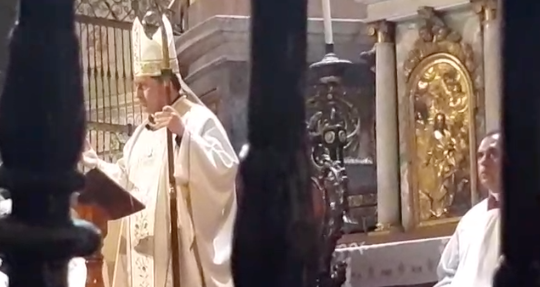 Fervor y Caridad en la Misa de la Cena del Señor en la Catedral de Puebla