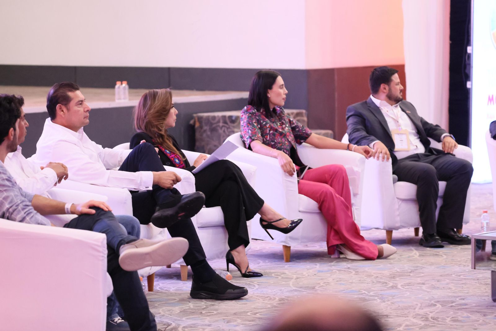 Armenta reconoce apoyo de Sheinbaum en proyección nacional e internacional de Puebla
