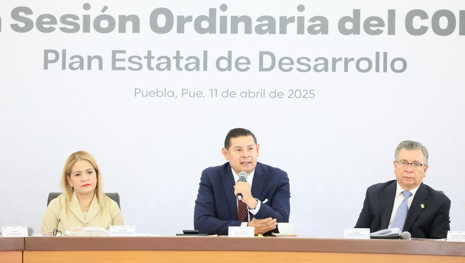 Puebla futuro con visión humanista y social en Primera Sesión del COPLADEP