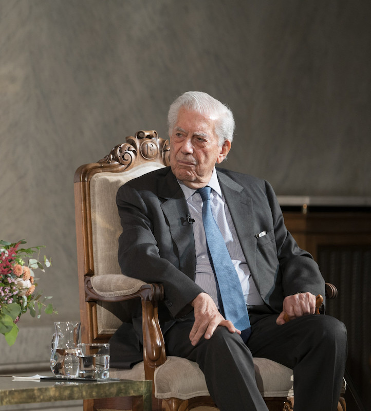Murió el escritor Mario Vargas Llosa; Tenía 89 años de edad