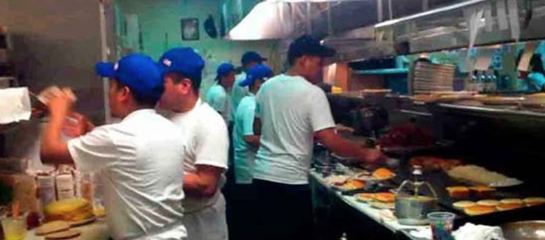 Trump intensifica redadas contra migrantes en restaurantes de EE. UU.