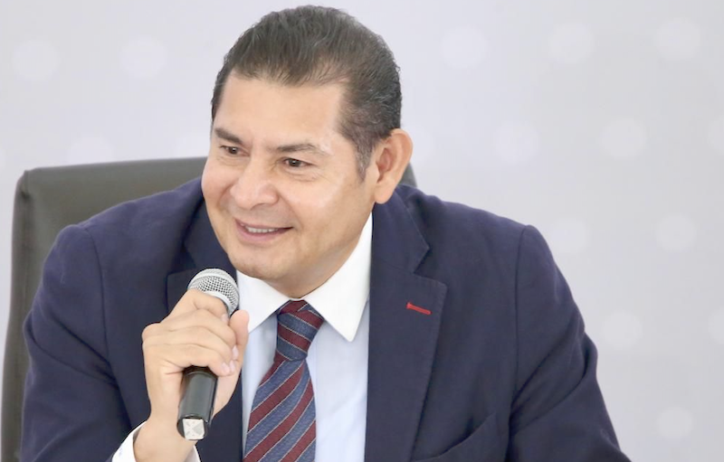 Megaobras sin megadeudas en Puebla
