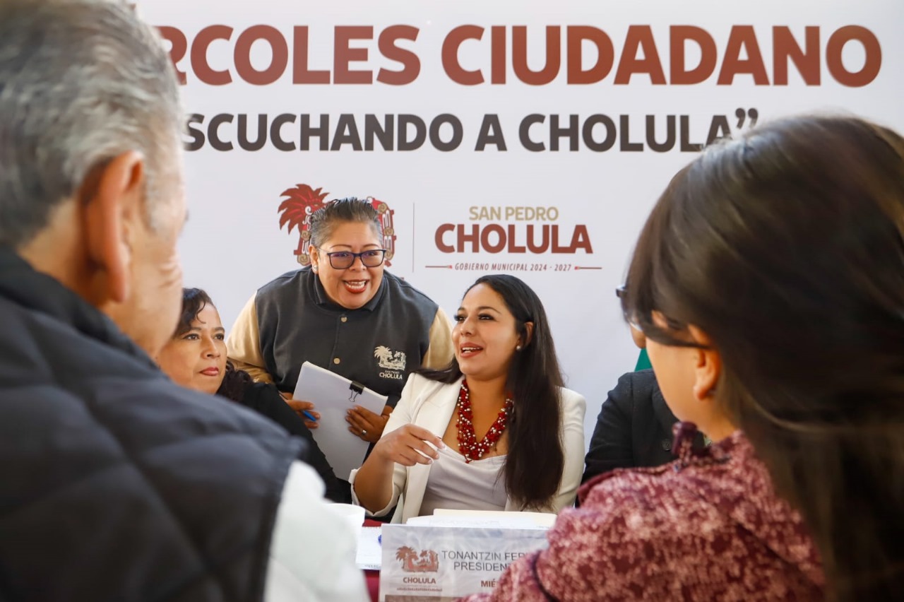 Tonantzin Fernández escucha y atiende a casi 100 ciudadanos en Miércoles Ciudadano