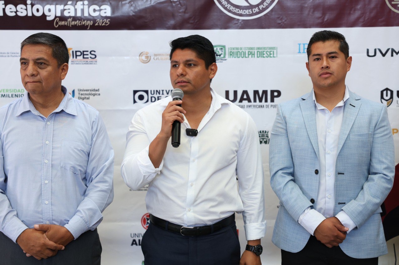 “Primera Feria Profesiográfica” en Cuautlancingo