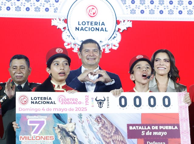 Sorteo de la Lotería nacional repartió 24 MDP en premios; conoce la lista de ganadores