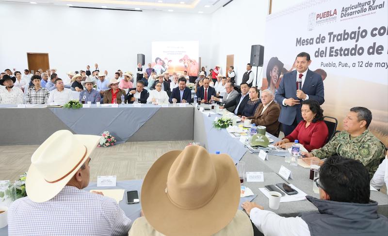 No más burocratismo, le dice Armenta a Ganaderos