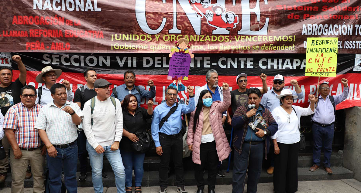 CNTE ingresa a Gobernación para continuar diálogo sobre peticiones magisteriales