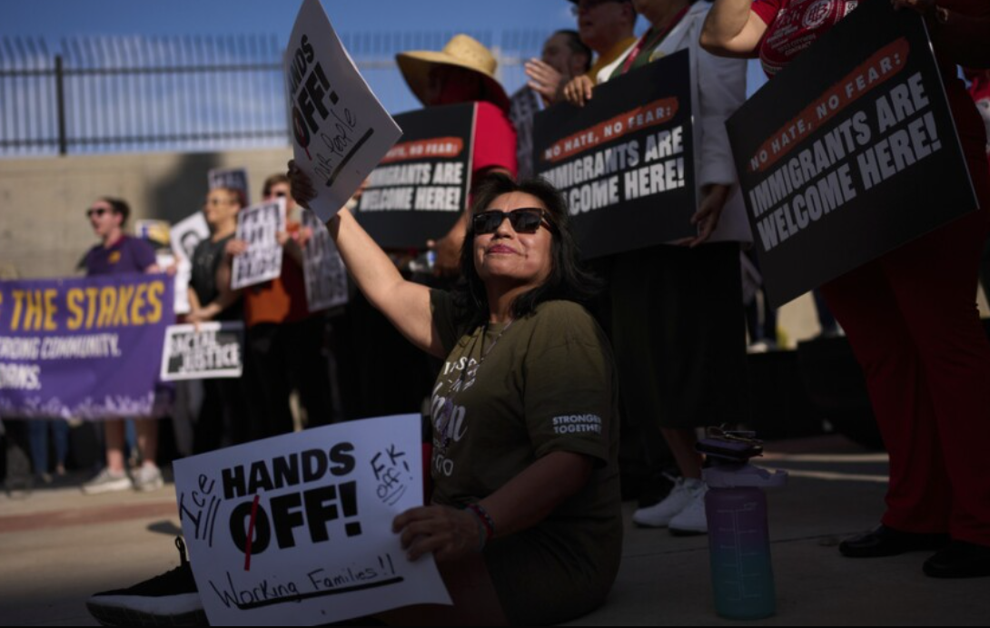Gobernador de Texas despliega más de 5,000 miembros de la Guardia Nacional ante protestas contra las políticas migratorias de Trump