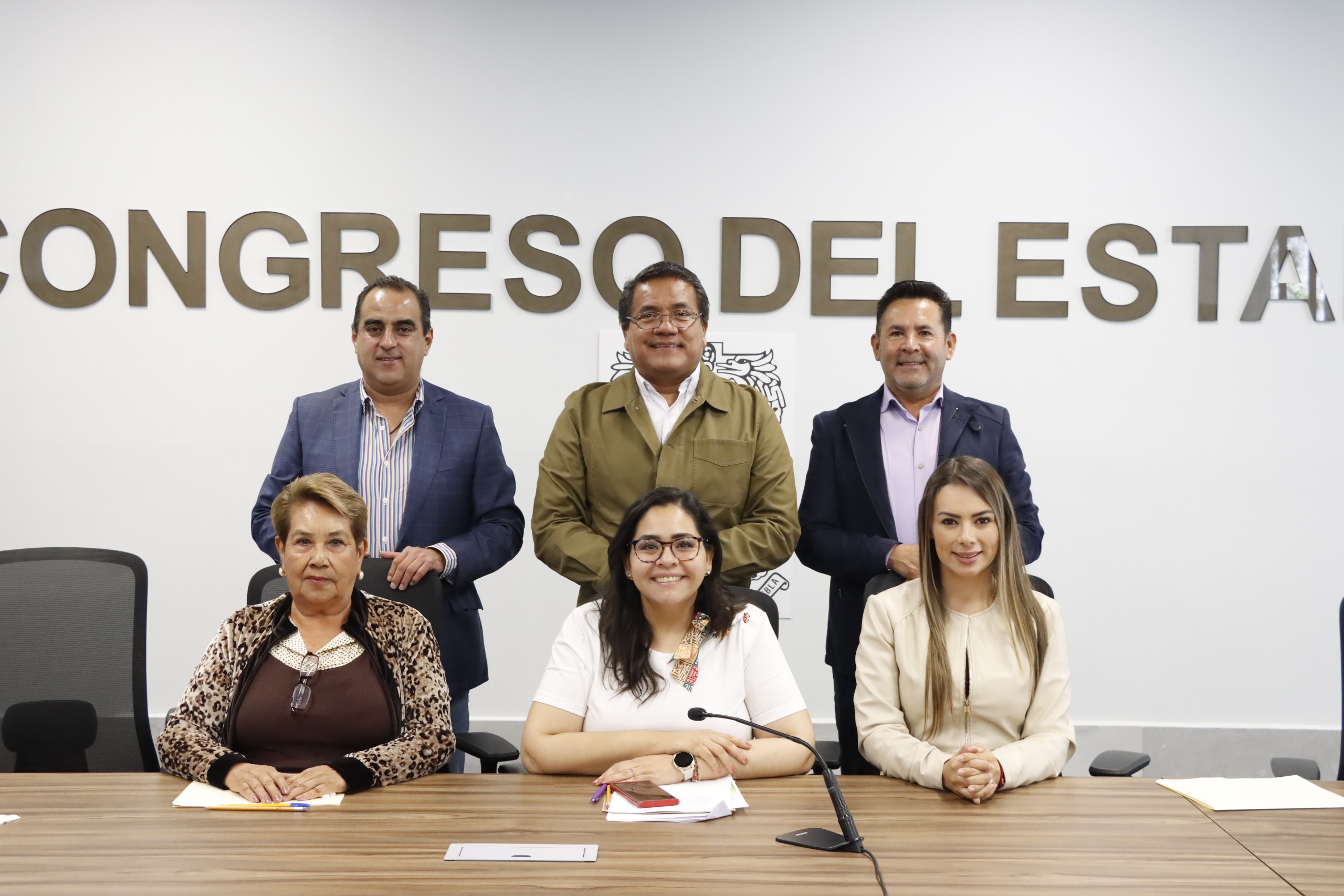 Hogares dignos y educación especial con donación de predios en Puebla