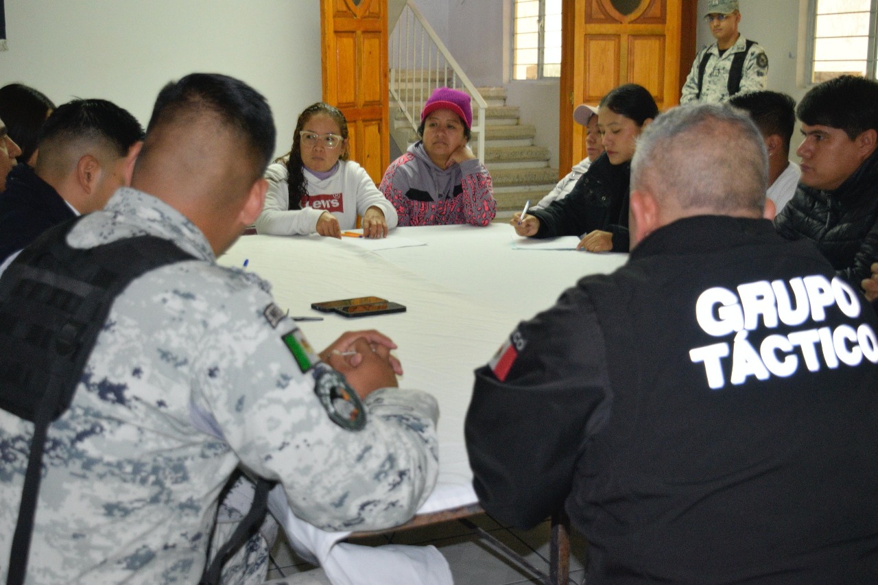 Realizan mesa de seguridad en Santa María Acuexcomac
