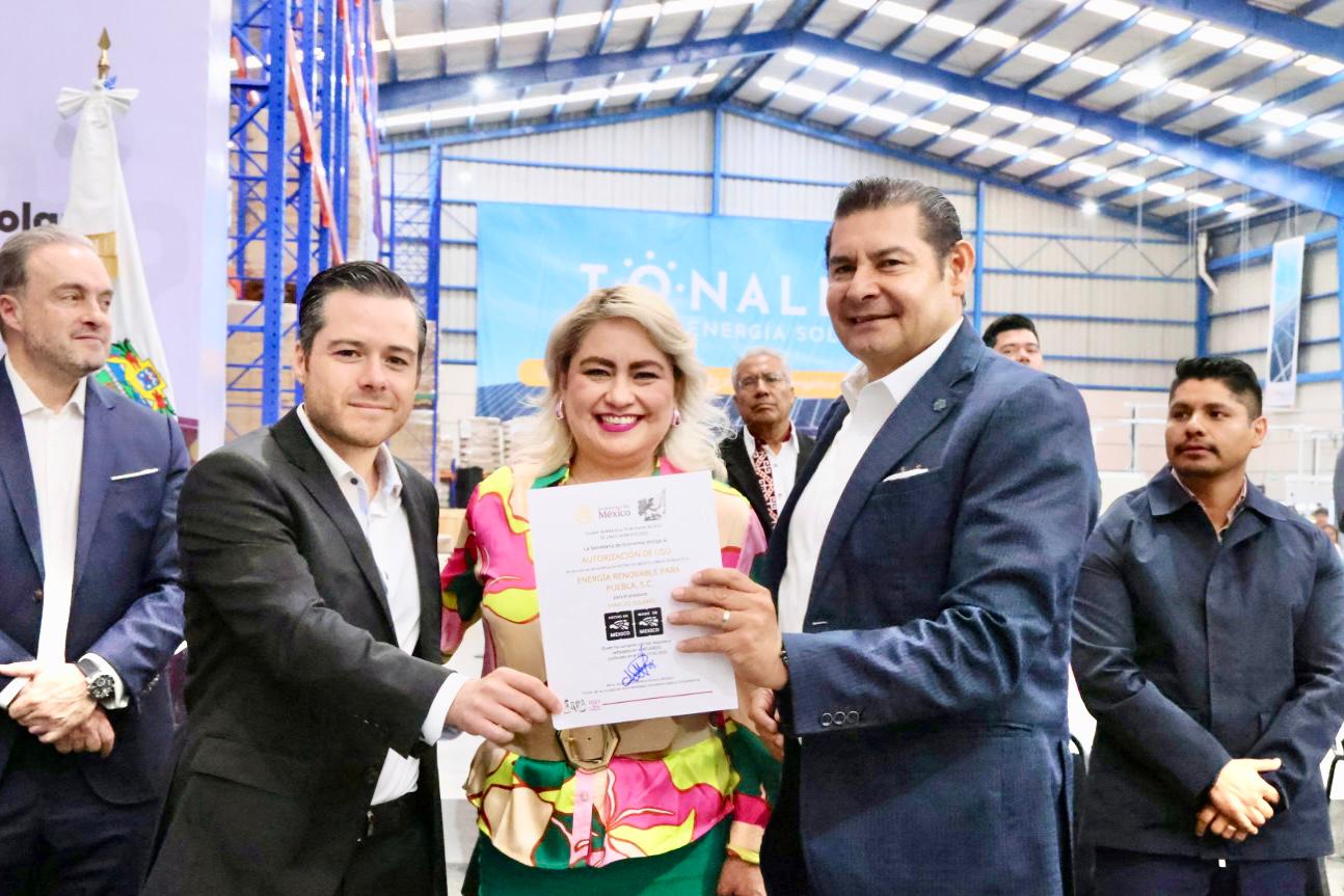 Armenta hace historia: Inaugura la Fábrica de Paneles Solares “Tonalli”