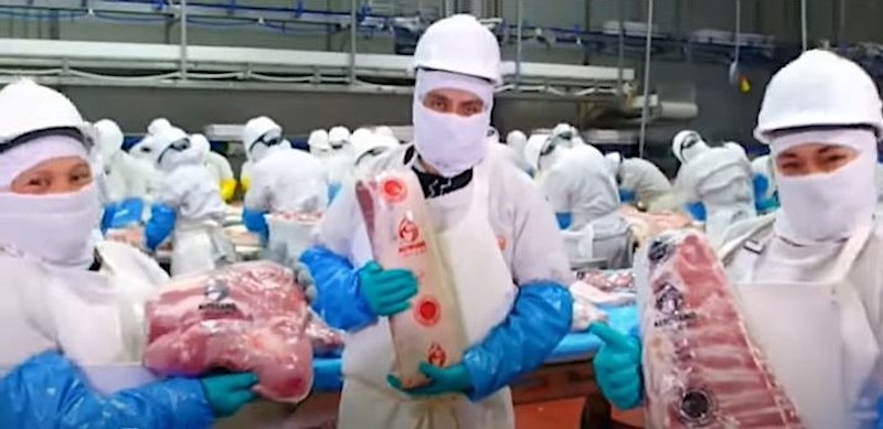 20 años que Altosano-Granjas Carroll dona carne a casas de asistencia DIF