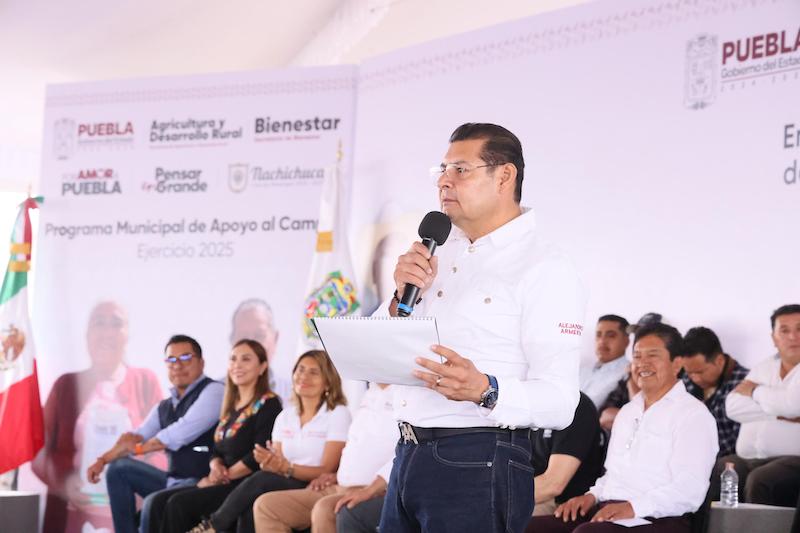 18 MDP para obra comunitaria y apoyos al campo en Tlachichuca 