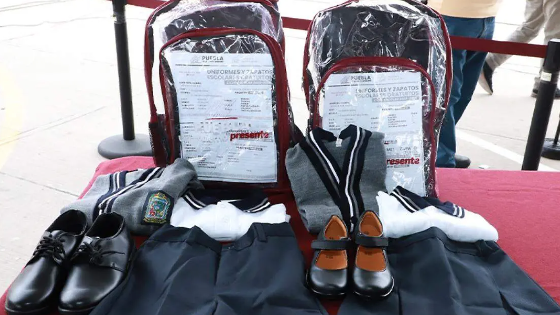 Gobierno de Puebla lanza licitación nacional para dotar de uniformes, mochilas y calzado a estudiantes