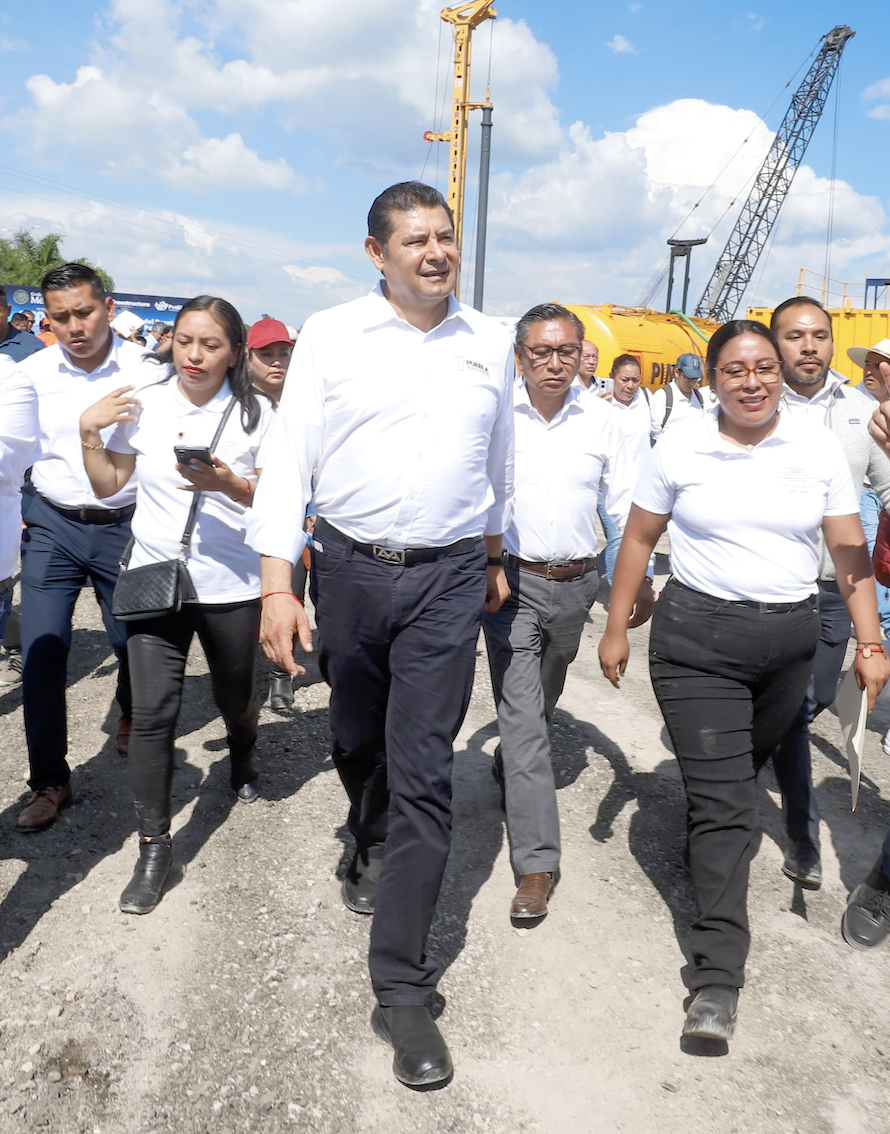Con puente vehicular «La Panga», Armenta cumple compromiso con comunidades  de San Baltazar y Los Ángeles Tetela. 