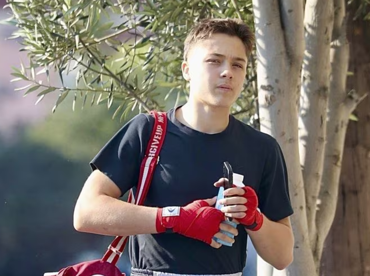 Knox Jolie-Pitt sorprende con su estilo y pasión por el Muay Thai