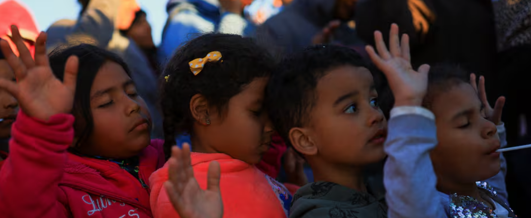 Corte Federal de EE.UU. ordena reanudar asistencia legal a niños migrantes no acompañados