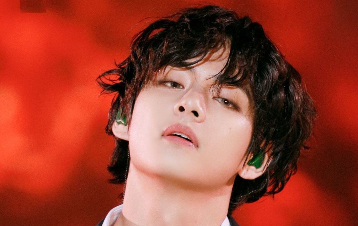 V de BTS superó a Selena, Kendall y tu autoestima