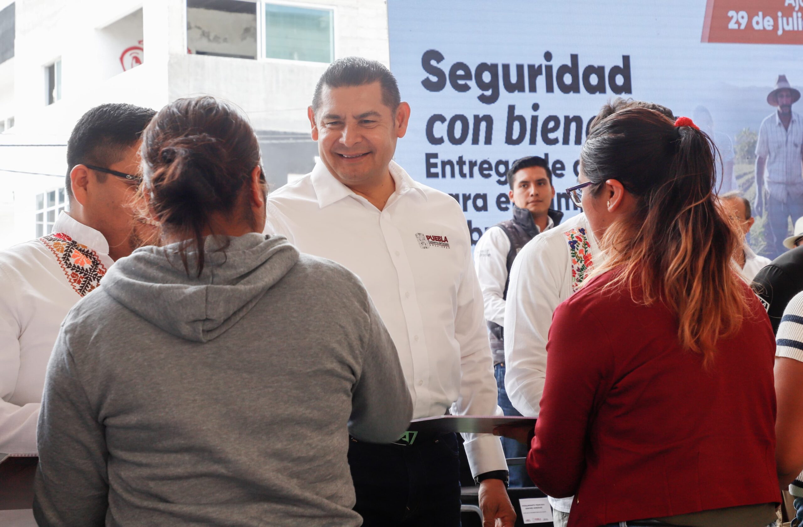 Inversión histórica de 97 mdp para comunidades indígenas de la Sierra Negra de Puebla