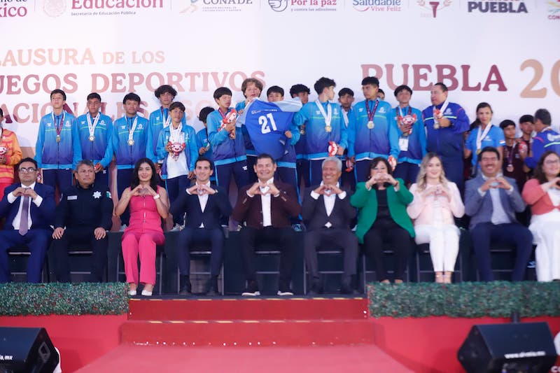El deporte es seguridad, dijo Alejandro Armenta al clausurar los juegos escolares nacionales 2025