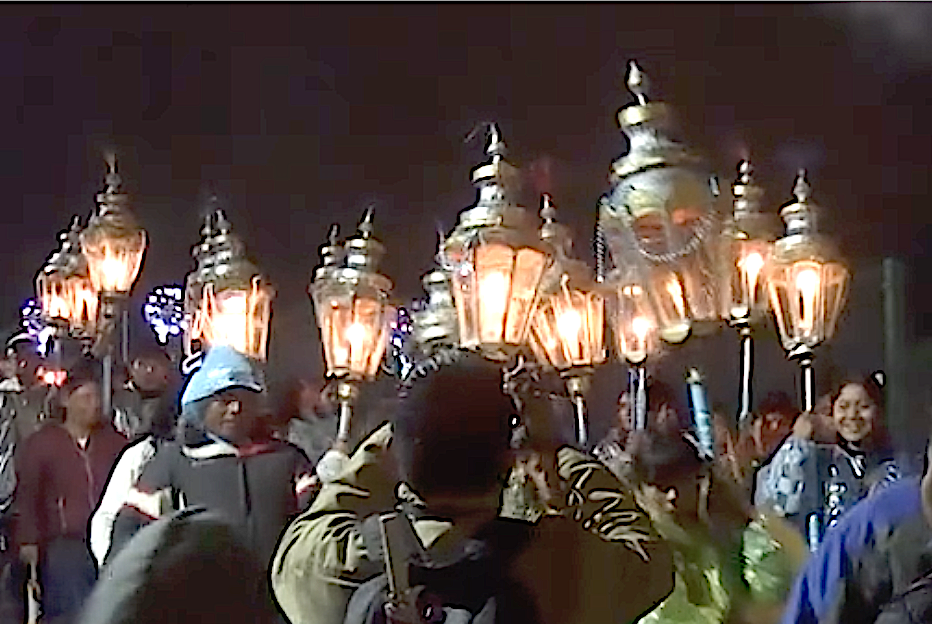 Todo listo en San Pedro Cholula para la celebración de la Procesión de los Faroles
