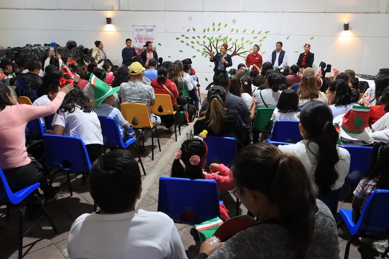 Aprendizaje, juegos y convivencia familiar en los cursos de verano del DIF Cuautlancingo