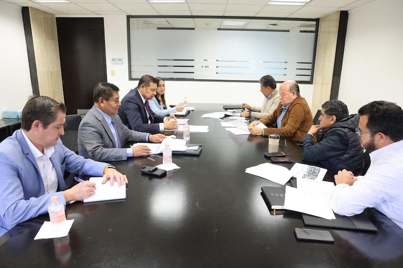 PEMEX otorga tercer apoyo a Puebla; 3 mil 500 toneladas de asfalto para obras 