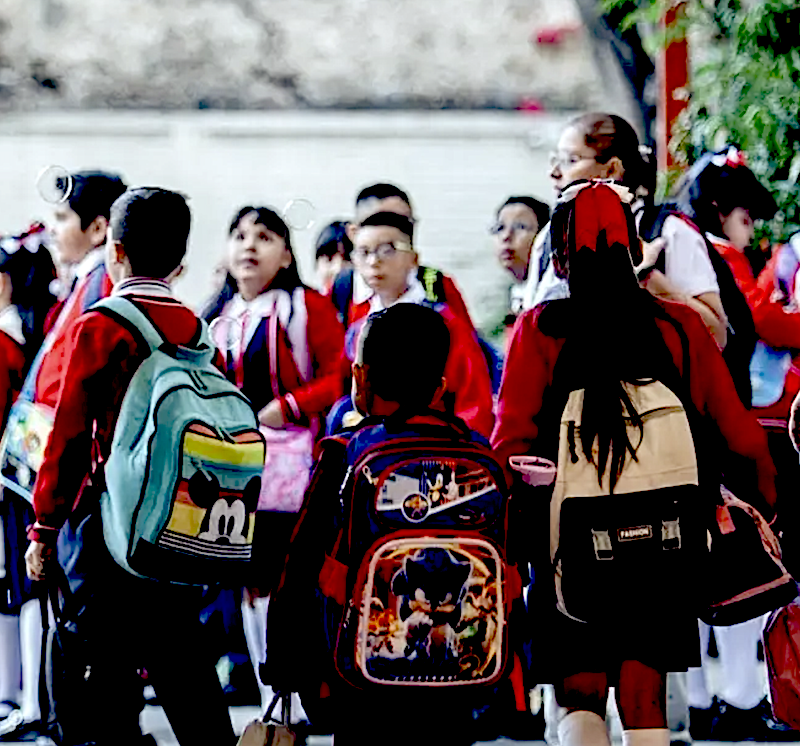 Retornan a clases este lunes 1.67 millones  de escolares; se inicia ciclo lectivo 2025-2026
