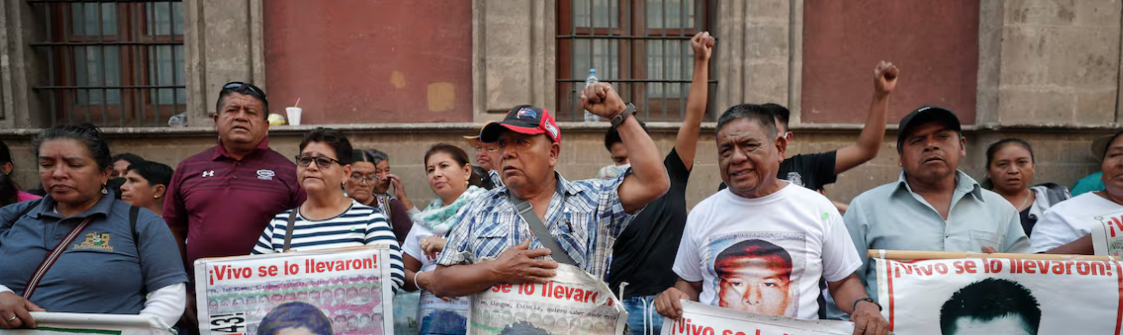 “Sheinbaum presenta avances científicos y renueva diálogo con familias de Ayotzinapa”