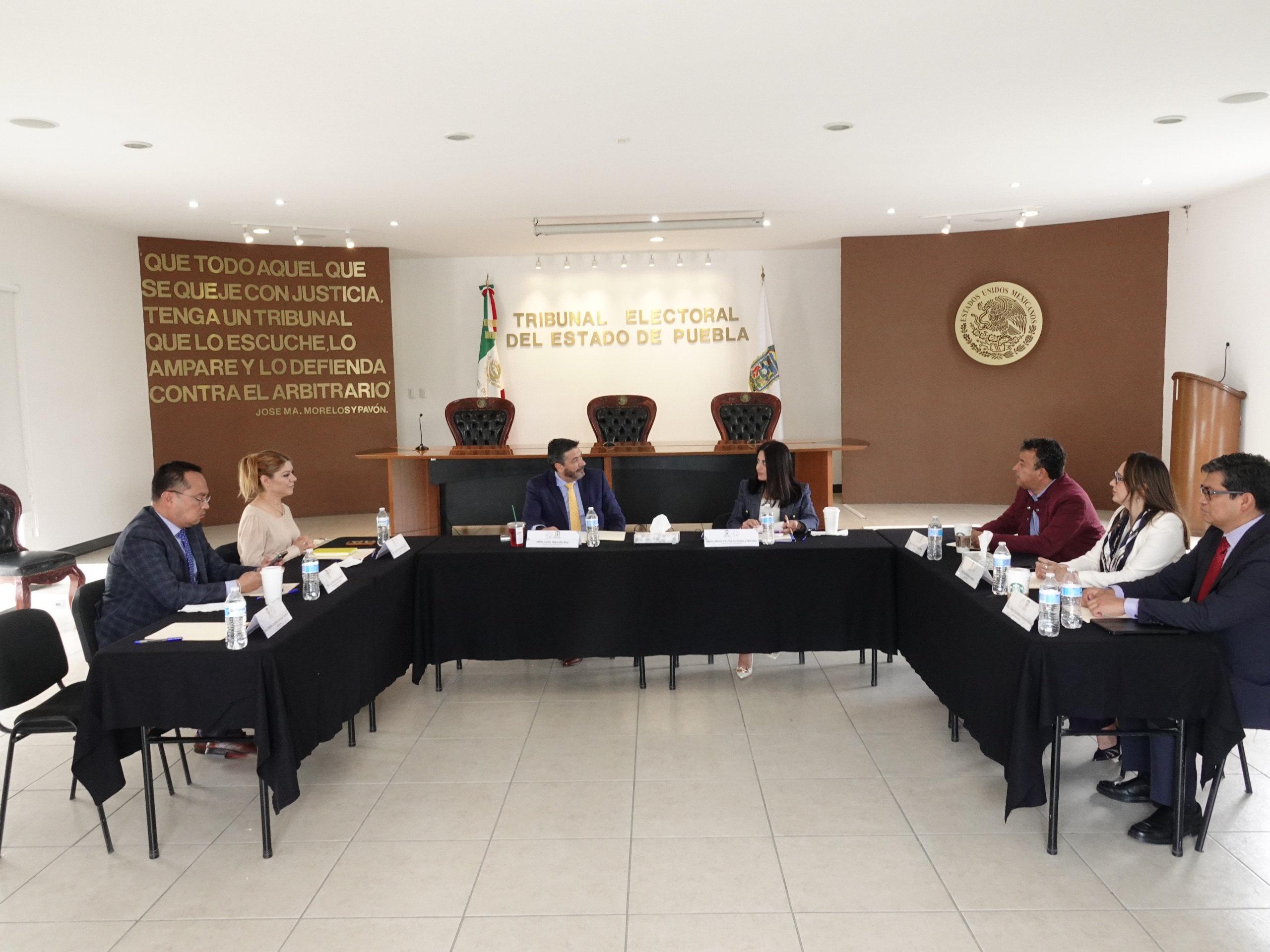 Magistrados de la Sala Regional Ciudad de México del TEPJF comparten experiencias con  miembros de TEEP