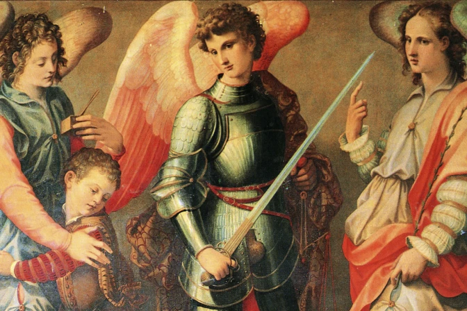 La comunidad católica mundial celebra la festividad de los santos arcángeles Miguel Rafael y Gabriel