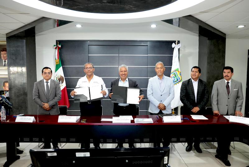 Firman convenio SEP y CEASPUE para el cuidado del agua