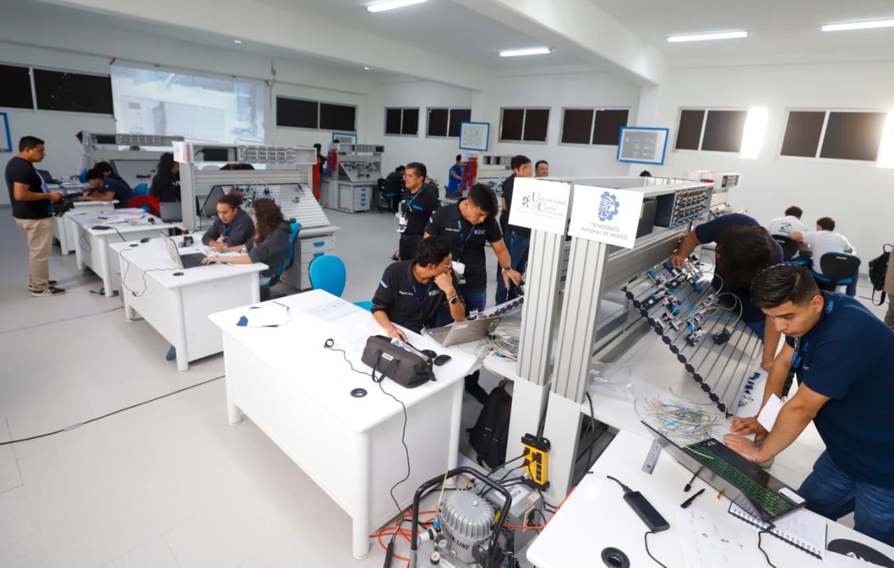 Puebla sede de la Competencia Regional Universitaria Sur-Sureste en Automatización Industrial. 