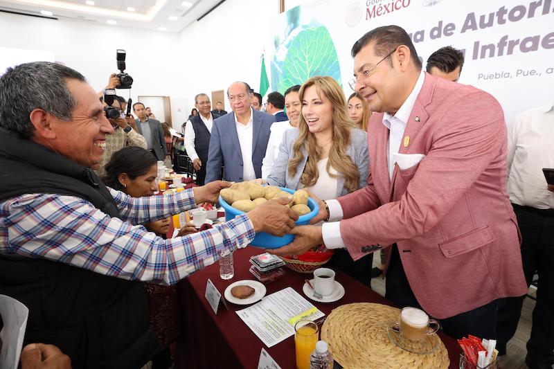 En Puebla se invierten 73.1 millones para modernizar el riego y garantizar agua para el campo