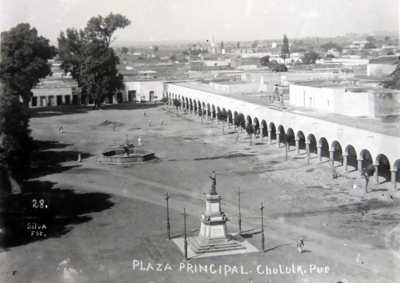 La Fiesta de los Mercaderes en Cholula; Quetzalcóatl a Remedios