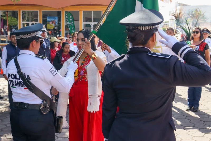 Tonatzin Fernández reitera compromiso de mantener vivas las tradiciones de cholultecas