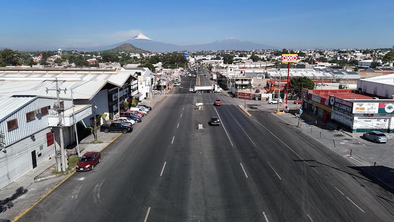 Más de 4 mil calles pavimentadas en Puebla capital, al cierre de 2025: Armenta