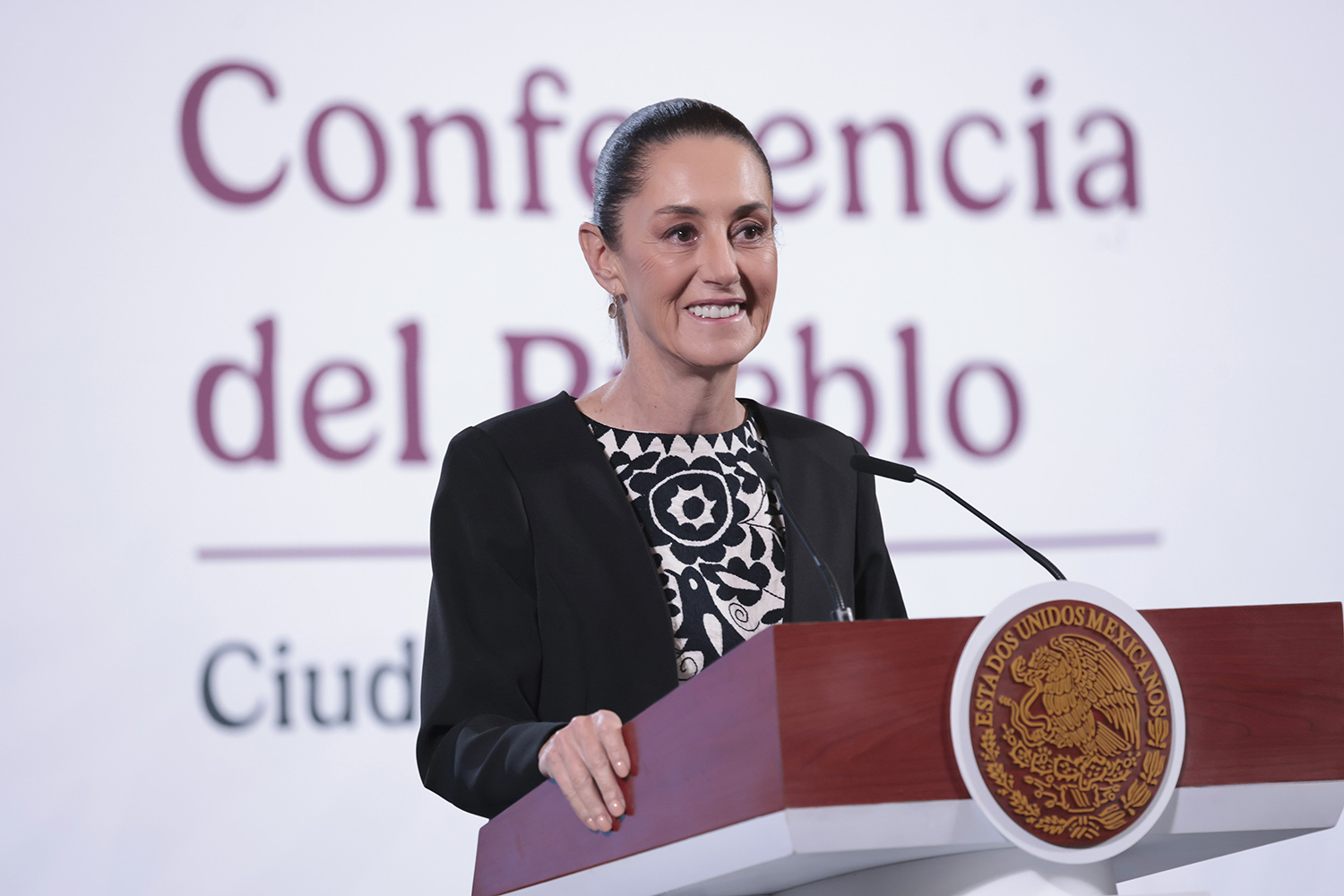 Sheinbaum ordena reforzar protección consular tras muerte de mexicano en centro del ICE en EE.UU.