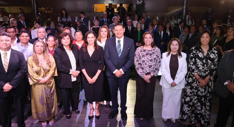 “La democracia debe traducirse en bienestar social y desarrollo humano”: Armenta