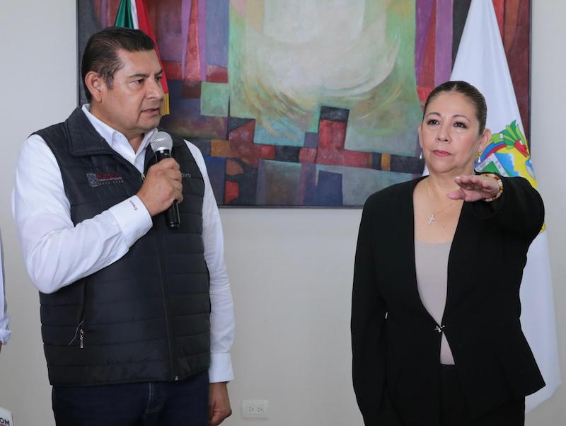 Laura Artemisa, se suma a las tareas de atención a comunidades afectados por la contingencia. 