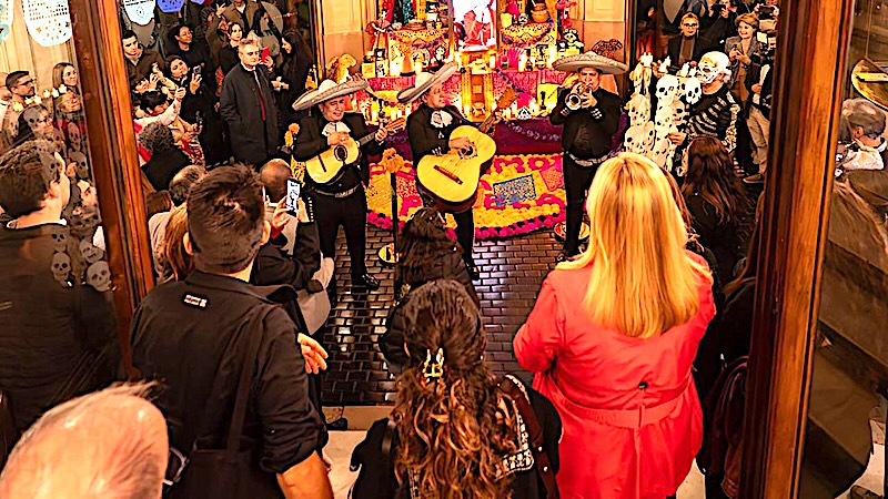 Puebla comparte su tradición de «Día de Muertos» en España