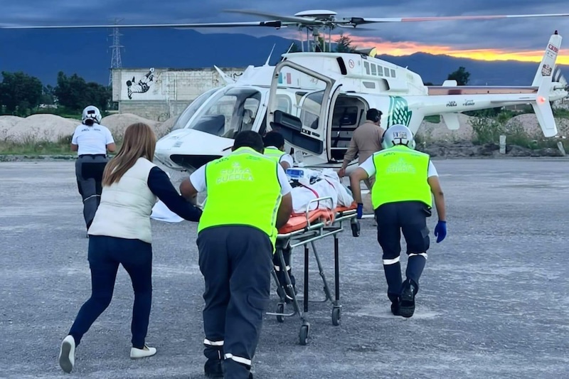 Con apoyo aéreo, se atendió a mujer con complicaciones postparto