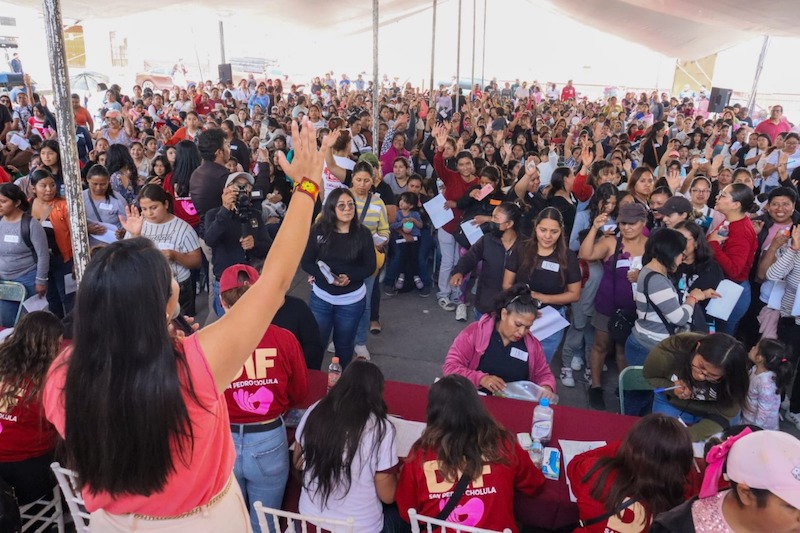 “Mujeres Heroínas” brinda beneficios a madres jefas de familia en San Pedro Cholula