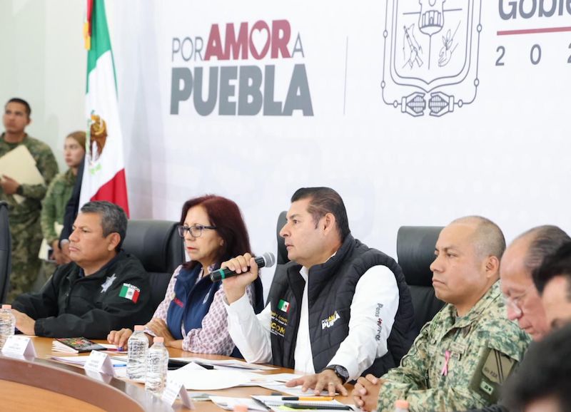 «No se escatiman recursos para salvar vidas y atender a damnificados»: Armenta