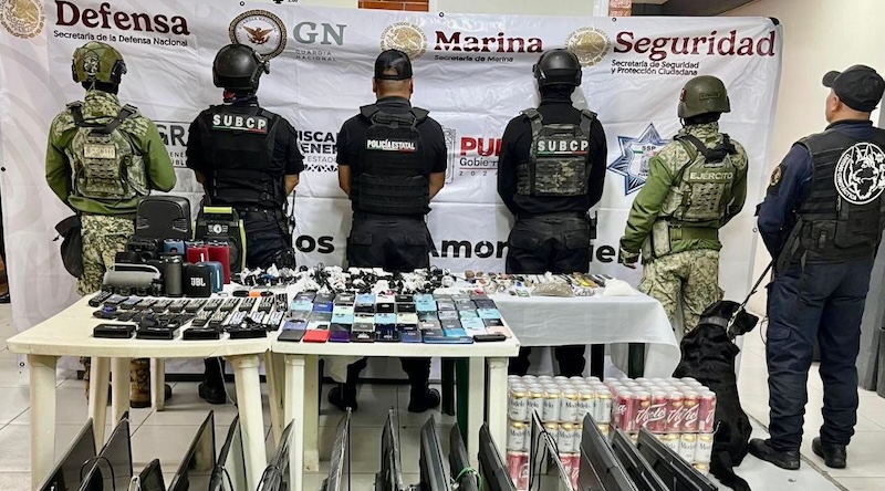 Operativo les apesta fiesta a reclusos de Tepexi; decomisan droga, celulares y cervezas