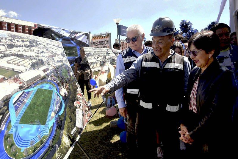 La prepa Calderón tendrá pista de tartán y campo traviesa