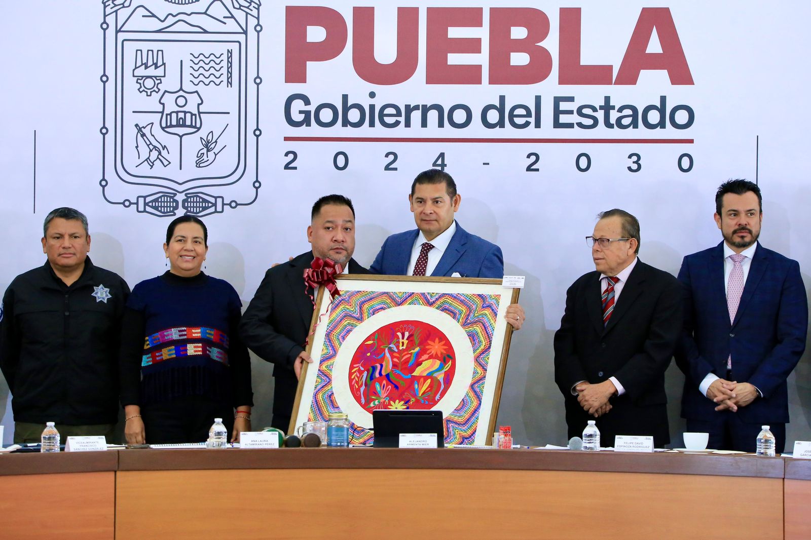 Gobierno estatal fortalece tradiciones de Día de Muertos en comunidad migrante