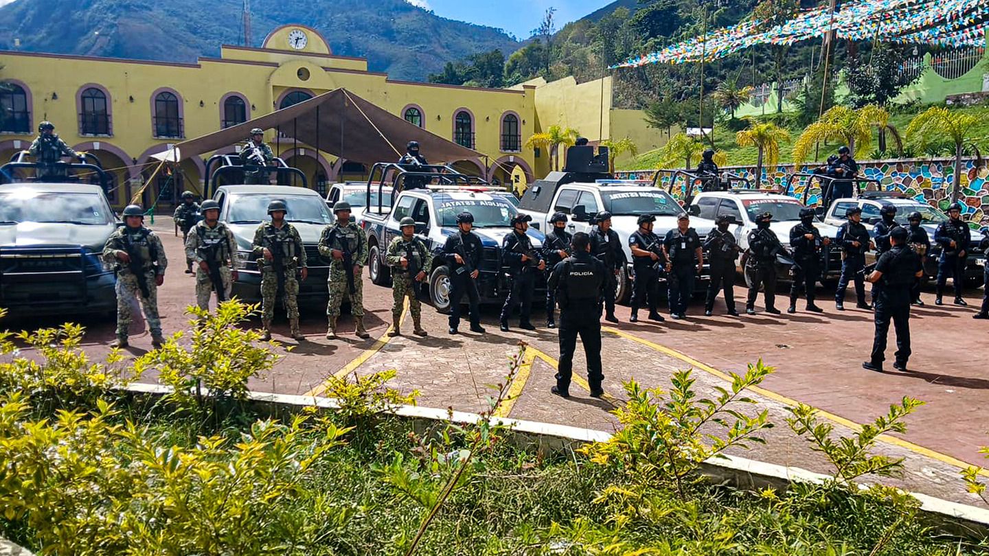 Refuerzan SSP y SEDENA acciones operativas en Eloxochitlán